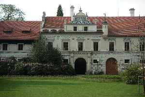 Průhonice - architektura.jpg
